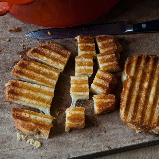 Easy Tomato Soup & Grilled Cheese Croutons